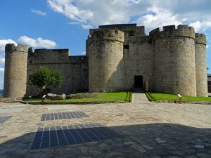 Castillo de los Condes de Benavente